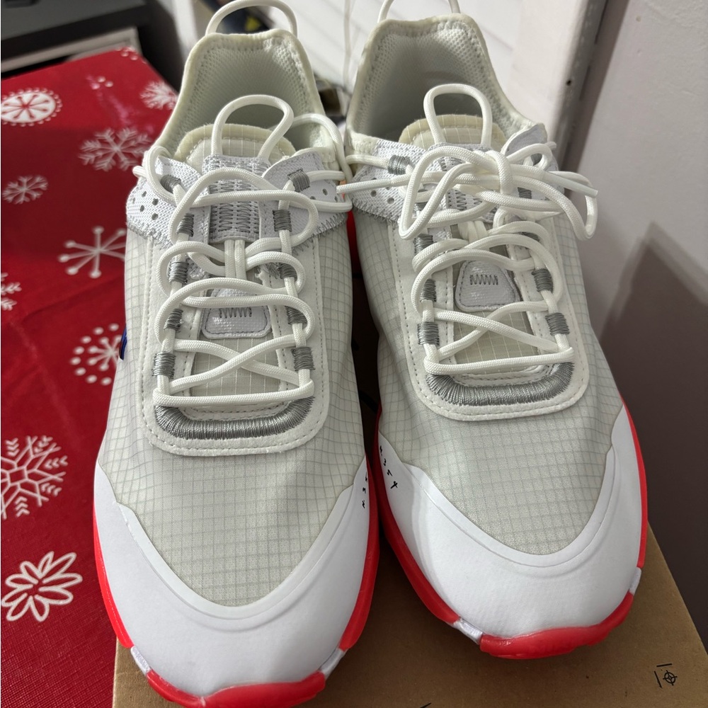 Nike react sneakers
